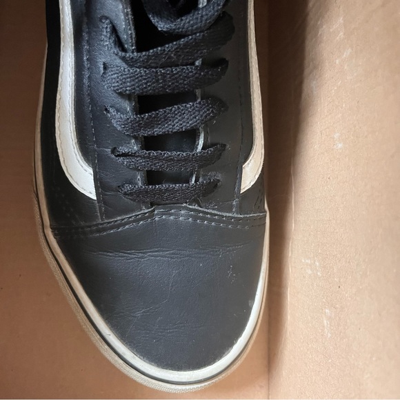 Vans leather Old Skool Sneakers - Picture 2 of 7